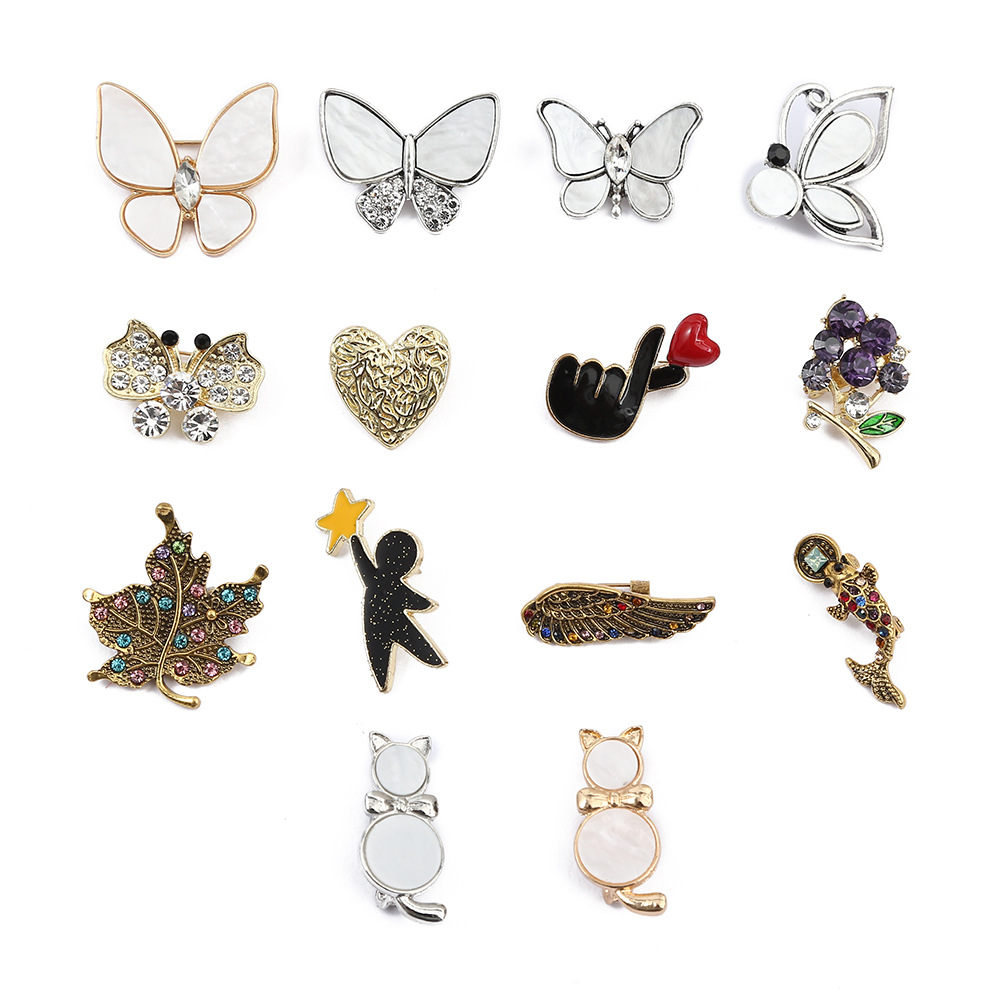 15g Weight Brooches Classification Daily Occasion Alloy Material Butterfly Pattern Women'S Gender Plating Design Fashion Style Fashion Pin Butterfly Alloy Plating Women'S Brooches 1