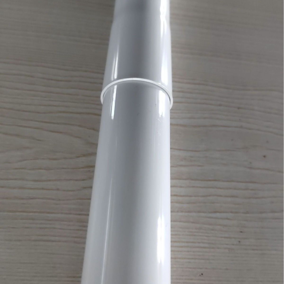 浙江厂家生产PVC吸尘器手柄管，塑料接管，PVC扩口管