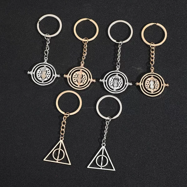 Cross-Border Creative Jewelry Metal Keychain Hourglass Alloy Keychain Time Converter Key Pendant