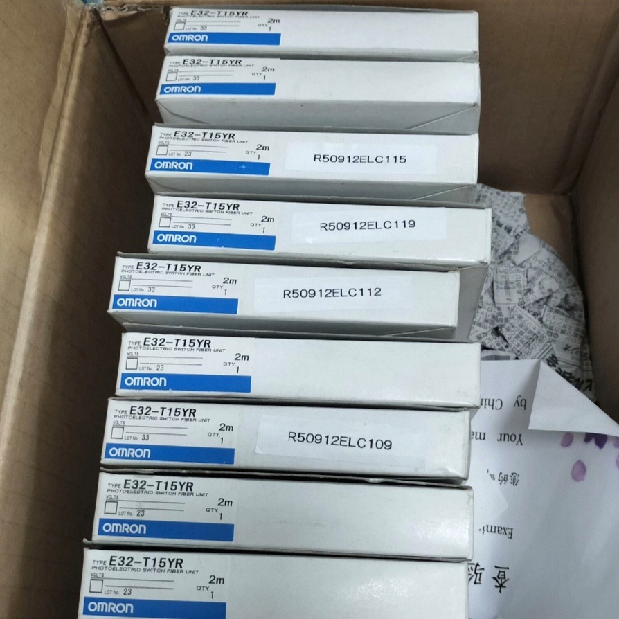 E32-T15YR/E32-T15YR 2M/欧姆龙OMRON全新现货实拍 议价