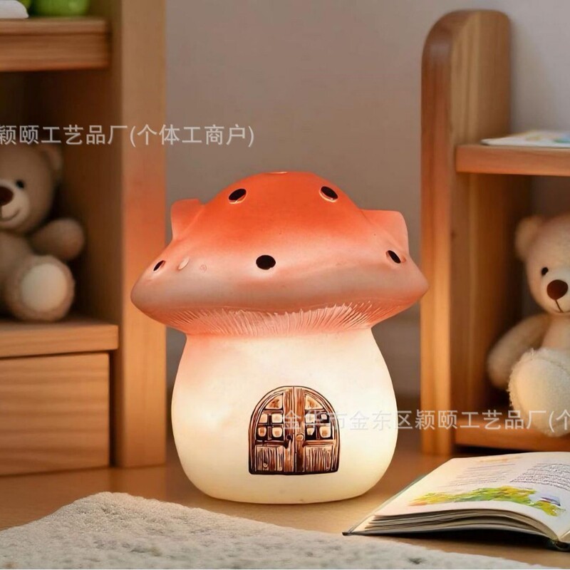 跨境新品圣诞可爱蘑菇屋LED小夜灯树脂工艺品创意跨境装饰摆件|undefined