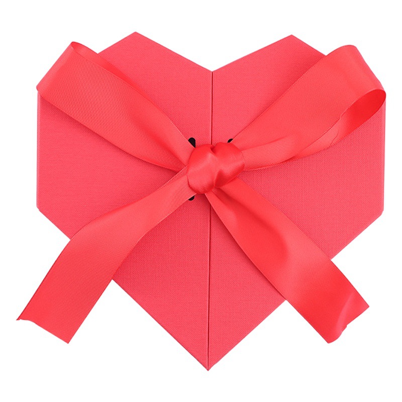 Creative Heart-Shaped Birthday Gift Packaging Box Perfume Lipstick Wedding Souvenir Gift Box Love Knot Gift Box in Stock