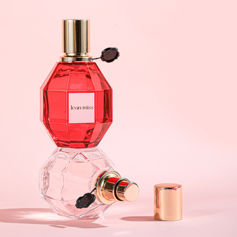 Parfum pour femme – 70 ml. Fragrance florale aux notes de rose, d'orchidée et d'agrumes. Tenue de 7 à 12 %, élégant et frais pour un usage quotidien._voghion.com