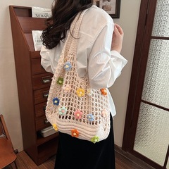 大容量通勤高級感のある花のトートバッグ女性2025新作春夏透かし編みニットバッグ片肩編みバッグ