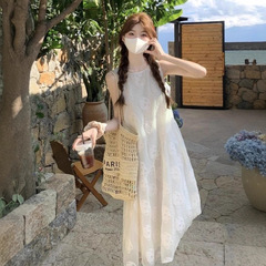 韩系温柔风圆领无袖连衣裙2025夏季新款小个子甜美减龄气质背心裙
