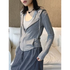 休闲裤;女式T恤;毛衣