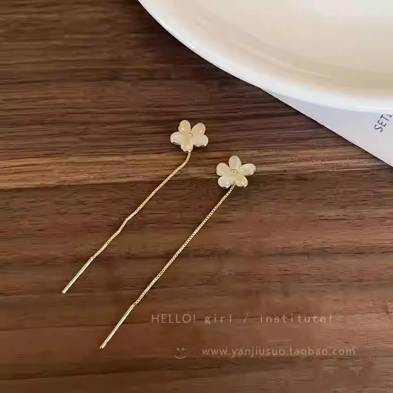 猫眼花朵耳线