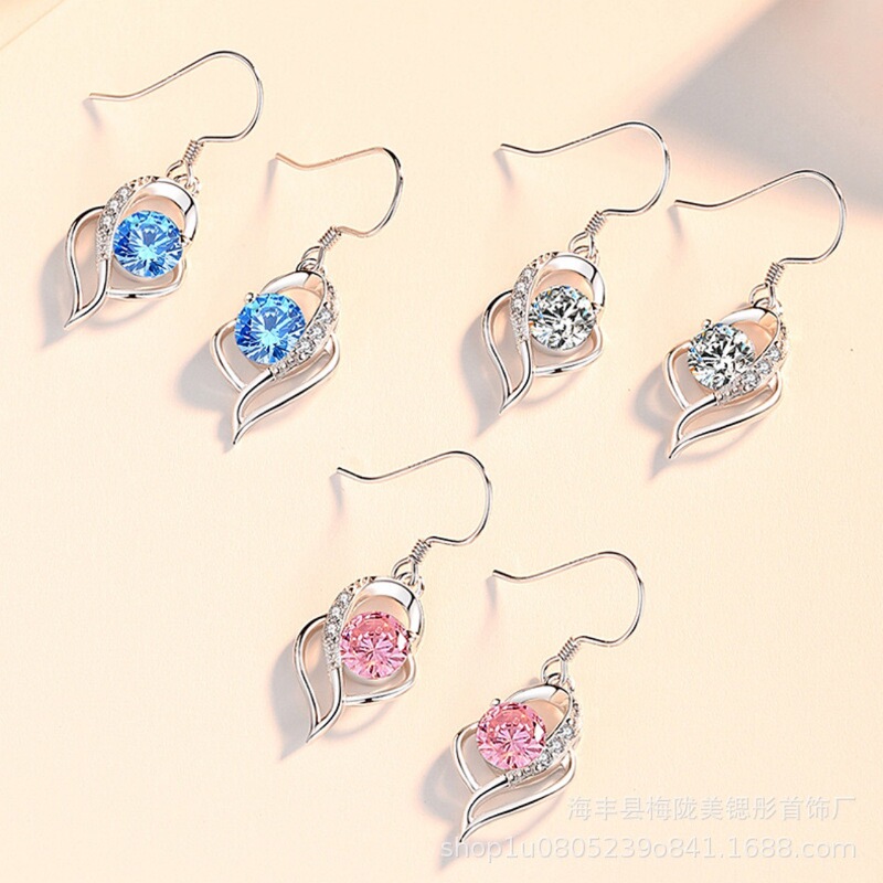 With your earrings in my heart, women's light luxury high-end micro-inlaid zircon simple personality temperament love ear hook manufacturers wholesale