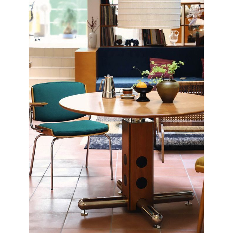Middle Ancient Solid Wood Dining Table Round Table Retro Small Apartment Metal Leg Round Table Bauhaus Solid Wood Rock Plate Dining Table
