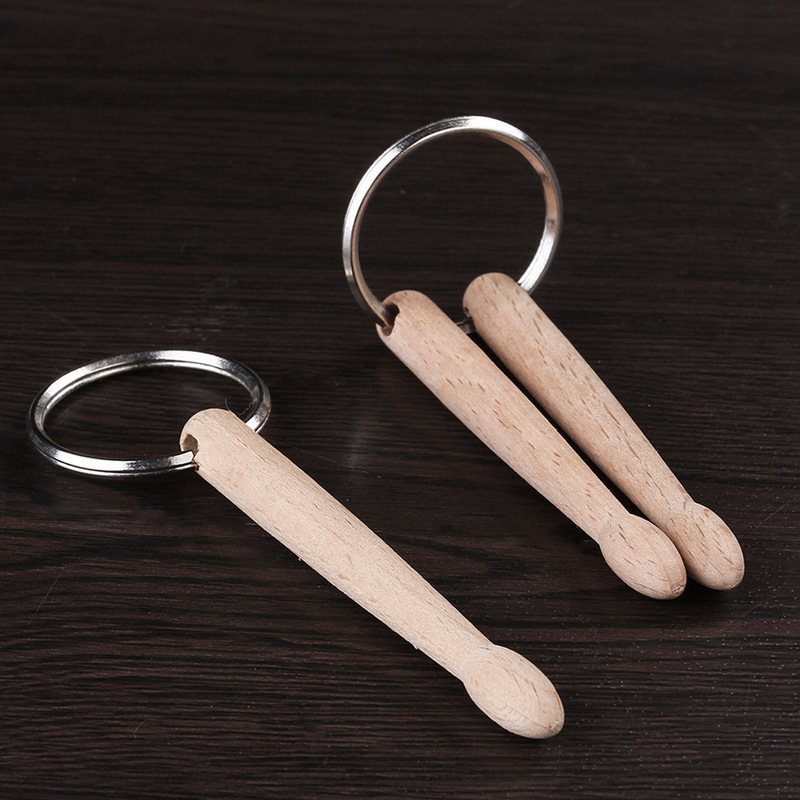 欧米の小さなドラムスティックのキーホルダーのペンダントケヤキの小さなドラムスティックのキーホルダーの木製ドラムスティックのキーホルダー|undefined