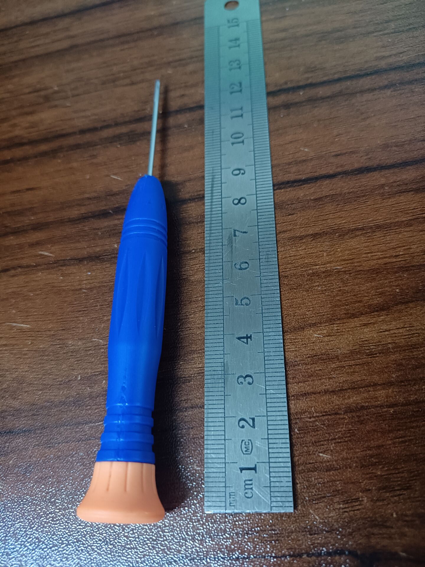 Pequeño destornillador cruzada en forma de ciruela pequeña combinación de conjunto de mantenimiento para teléfono móvil, reloj y portátil pequeño destornillador especial