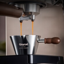 �ݰ��t������ȡ�����P��������Ƚ�Һ����ʽ���șC���ѝ�s���ȱ�