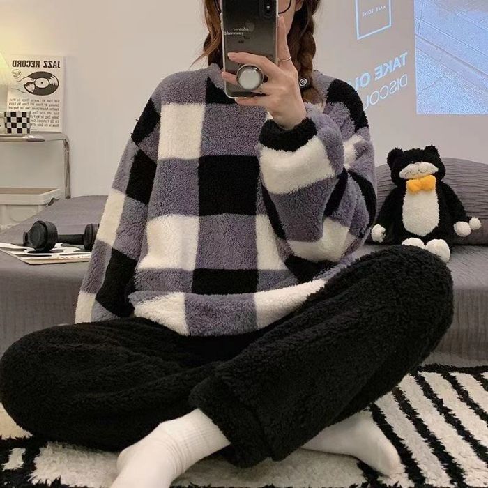Transfronteriza Vietnam al por mayor otoño invierno pijamas franela espesa dulce caricatura calentamiento manga larga ropa para el hogar