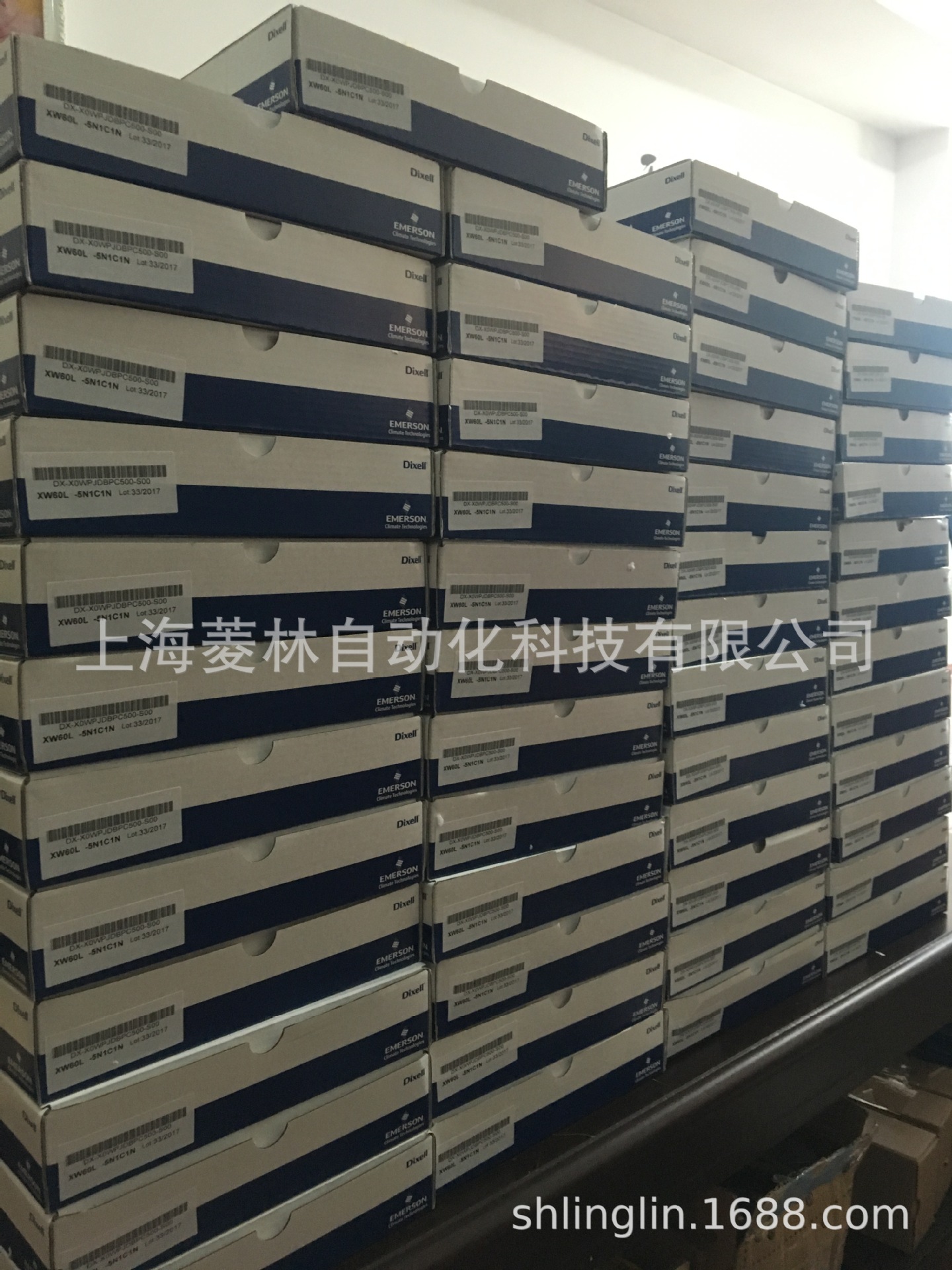 * XW60LRT-5N1W0意大利小精灵控制器XW20L-5P0C1XW20L-5N1C1N