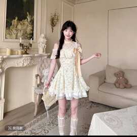 house 金盏铃兰 清楚系甜美小千金碎花蕾丝挂脖连衣裙
