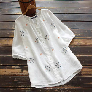 European and American 2023 Amazon AliExpress new floral embroidery crew neck button five short sleeve women's loose top