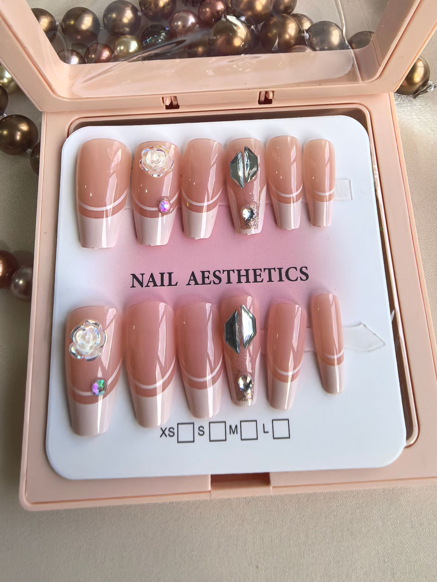 Caja de exhibición marco de fotos más taladro manicure suministro fuente de uñas DIY francés color delgado manicure falso salón al por mayor