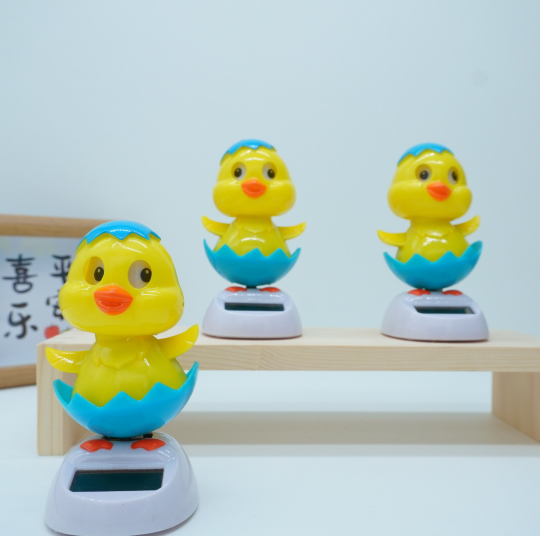 新蛋壳小鸡太阳能摆件跨境电商内饰装饰摆设玩具礼物汽车内饰装饰详情2