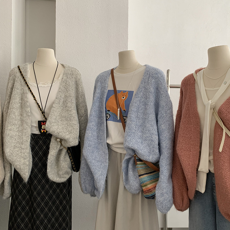 欧玛莱 无扣V领纯色灯笼袖宽松中长款针织开衫上衣复古风实拍4791