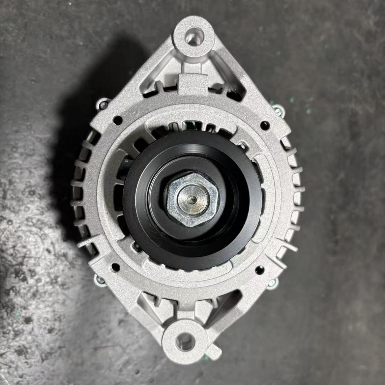 发电机日产阿尔梅拉 阳光12V70A  23100-0M006 1994-2000年发电机