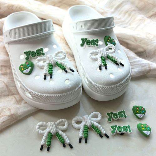 Sneaker Flower Accessories, Detachable Hole Sneaker Buckle, Cute Little Girl Compatible Buckle, Trendy Hot Sale Toy