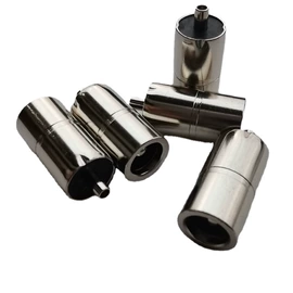 连接器;其他插头;接头