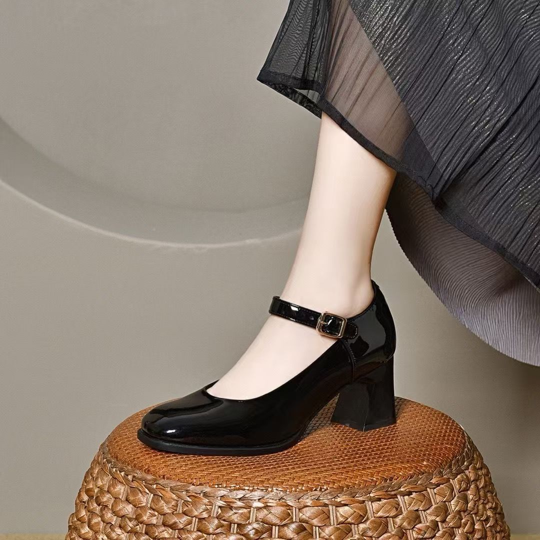 2026 primavera y verano nuevo color sólido ligero una hebilla de moda universal cabeza cuadrada Mary Zhen zapatos de moda para mujeres