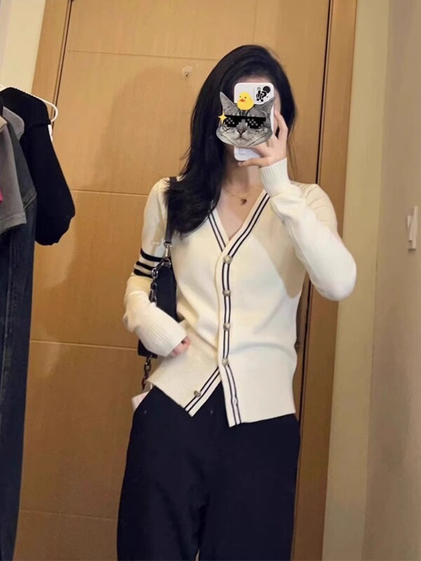 开衫针织外套女2025秋季新V领长袖百搭外穿小香风外搭高级感上衣|undefined