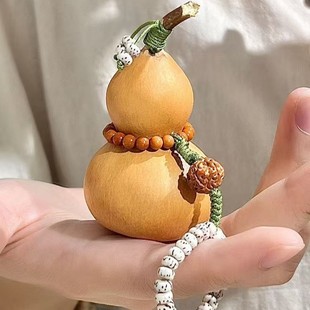 Hulu Wen play hand twist new Chinese style with mini star moon bodhi bracelet key chain pendant men's and women's jewelry wholesale