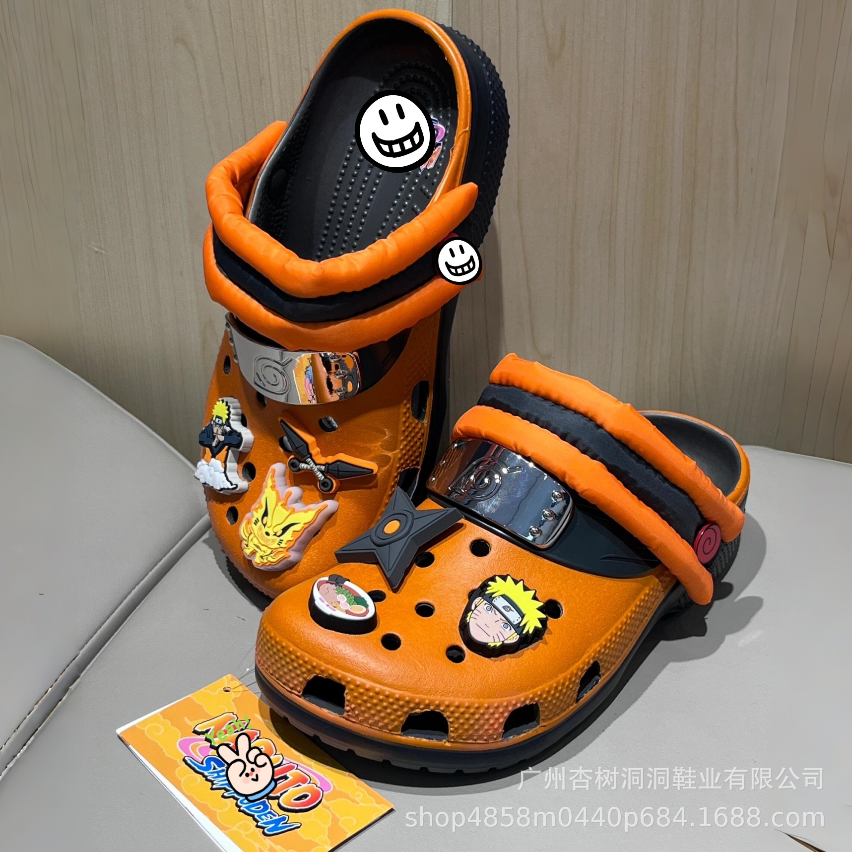 Naruto agujero accesorios zapatos agujero fuera de la ropa cómoda Hokage transpirable tendencia masculina y femenina de arena universal al por mayor