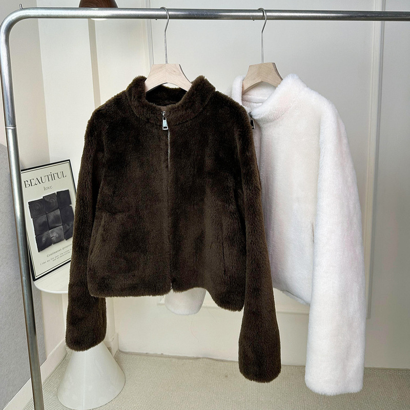 Modern style, atmospheric stand-up collar, 100% wool fur jacket, short, fashionable, slimming, zippered outerwear for women Modern style, atmospheric stand-up collar, 100% wool fur jacket, short, fashionable, slimming, zippered outerwear for women