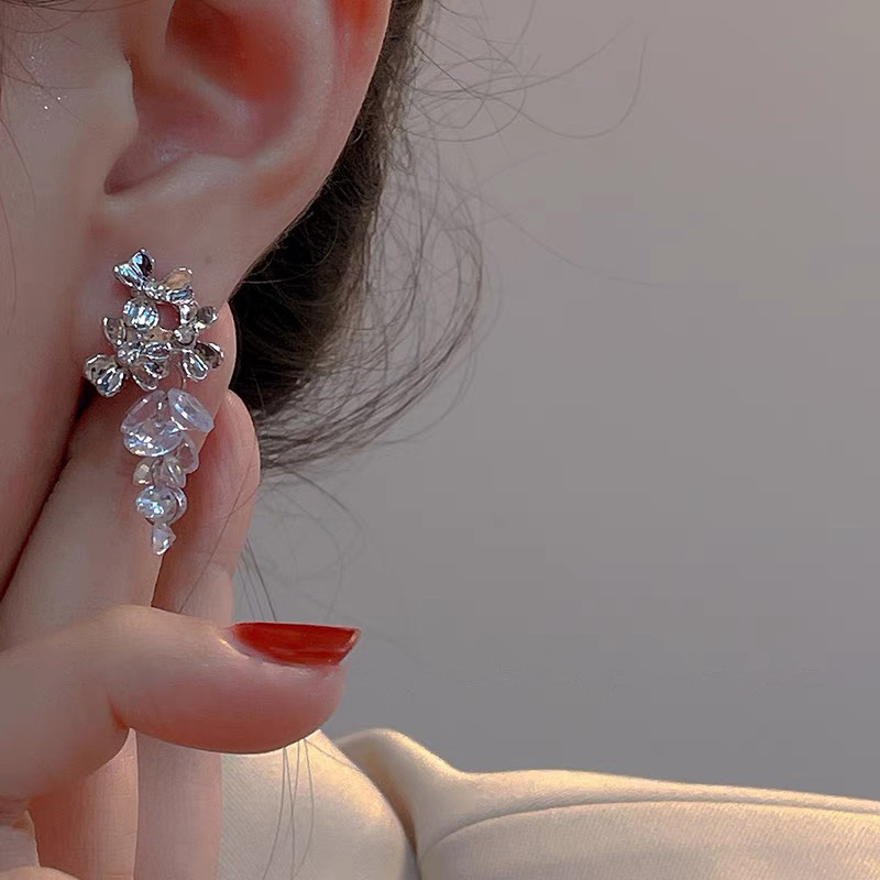 Sweet Heart Shape Flower Copper Plating Inlay Pearl Zircon Drop Earrings Ear Studs 1 Pair