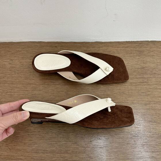 Wedge Flip-flops Flip-flops Women's 2025 Summer New silver Sandals and Slippers Design Niche Sandals Roman Shoes