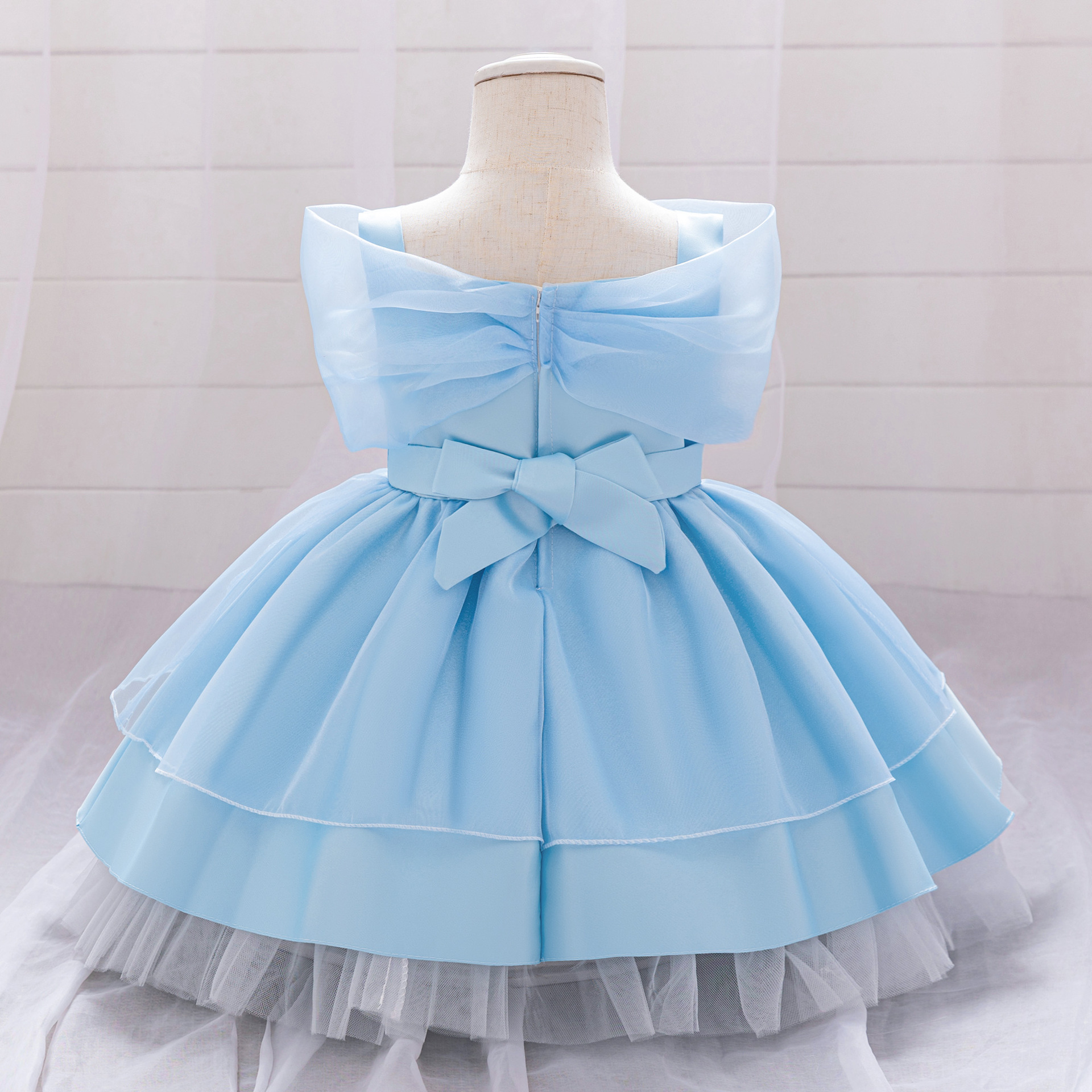 Europa y los Estados Unidos nuevos vestidos de ropa infantil vestido vestido vestido vestido corto y largo de la novia industria pesada gran arco cola princesa vestido