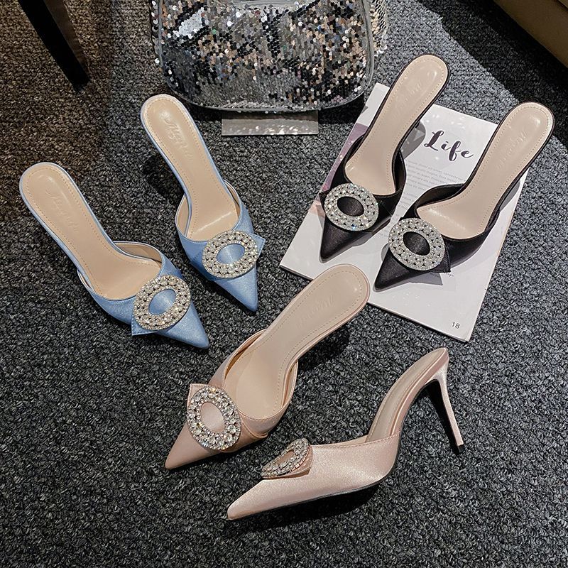 2026 Spring/Summer Son Ji-Hye Style Pointed Toe Round Buckle High-Heeled Satin Rhinestone Closed-Toe Stiletto Sandals for Women