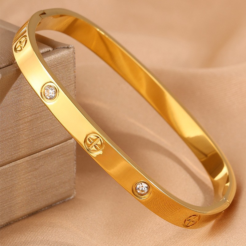 【148】Gold square cross diamond bracelet