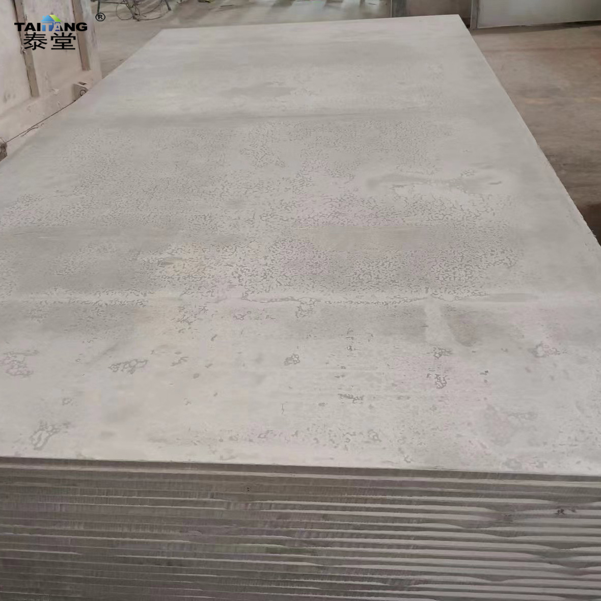 Tablero de fibra de cemento de tamaño estándar Zementplatten Techo de tablero de fibra de cemento