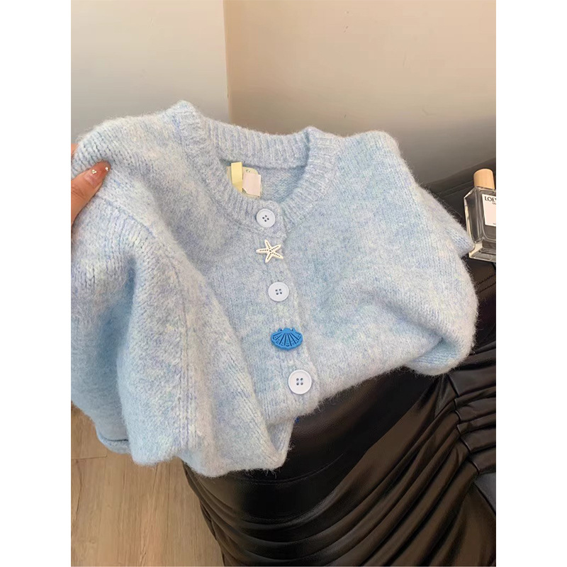 Counter Withdraws Cut Label Gentle Style Soft Waxy High-end Knitted Cardigan Women's 2025 New All-match Small Sweater Counter Withdraws Cut Label Gentle Style Soft Waxy High-end Knitted Cardigan Women's 2025 New All-match Small Sweater