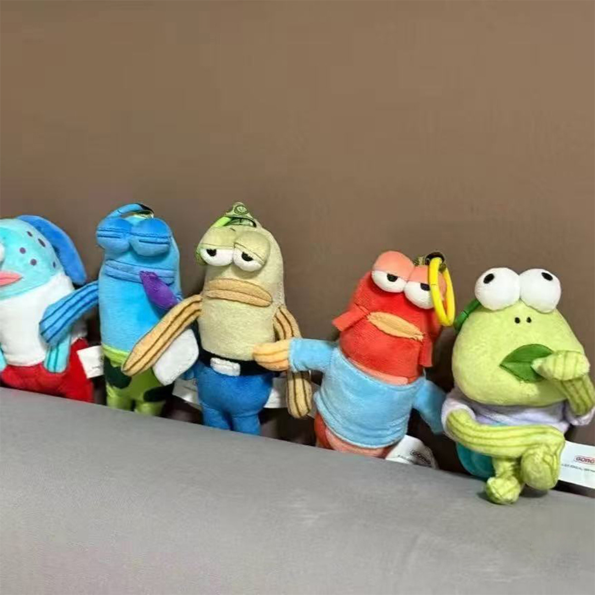 海绵宝宝比奇堡居民毛绒玩偶挂件丑萌呆呆鱼可爱创意背包挂饰公仔