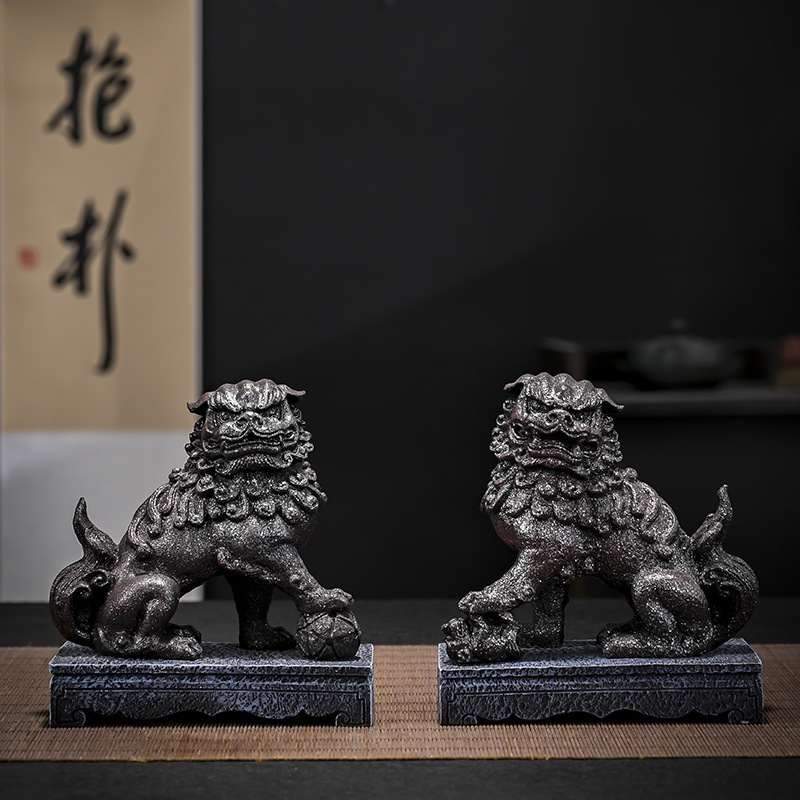 Lion ornaments a pair of fortune town house objects Beijing lion office living room decorations entrance small lion