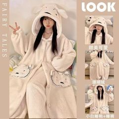 可爱小白小新珊瑚绒睡衣女秋冬季保暖加绒加厚连帽睡袍家居服套装