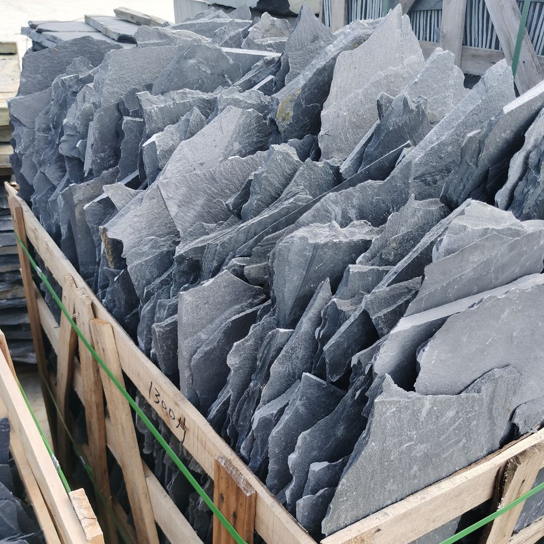 Черный шиферный щебень 200-500мм/шт.