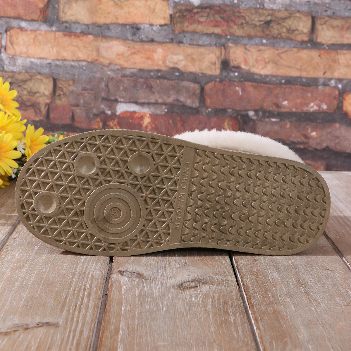 Padded home bag with men's and women's indoor and outdoor warm cotton slippers cotton shoes_viptrois.com