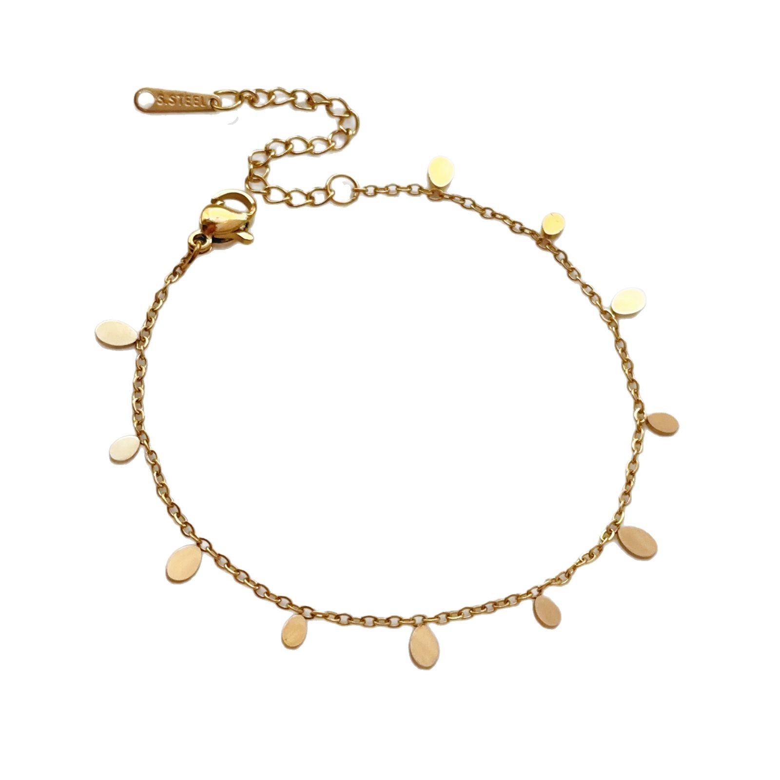 Lujo ligero nuevo estilo gota de agua collar de acero de titanio femenino diseño de nicho sentido cadena de clavícula nueva cadena de suéter de accesorios de oro de 18 quilates