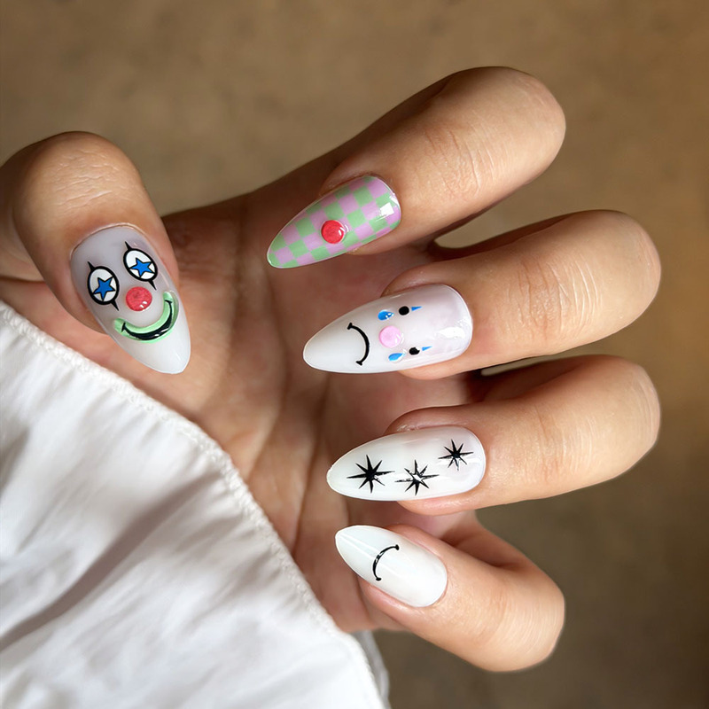 Halloween Quirky Nail Stickers Cross-Border Clown Removable Fake Nails Almond-Shaped Dark Style European and American Nail Stickers