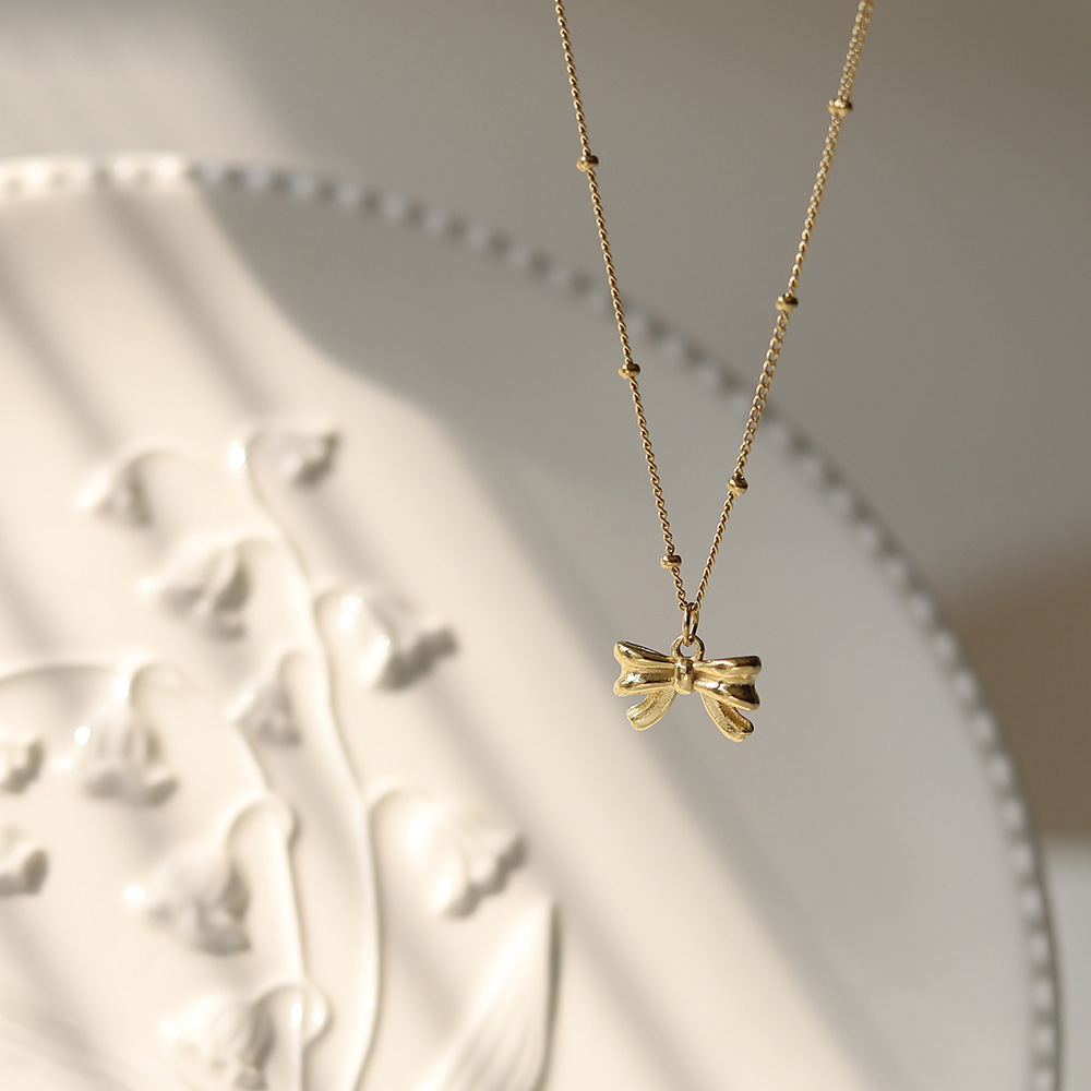 1 Piece Quantity Titanium Steel Copper 18K Gold Plated Retro Bow Knot Pendant Necklace