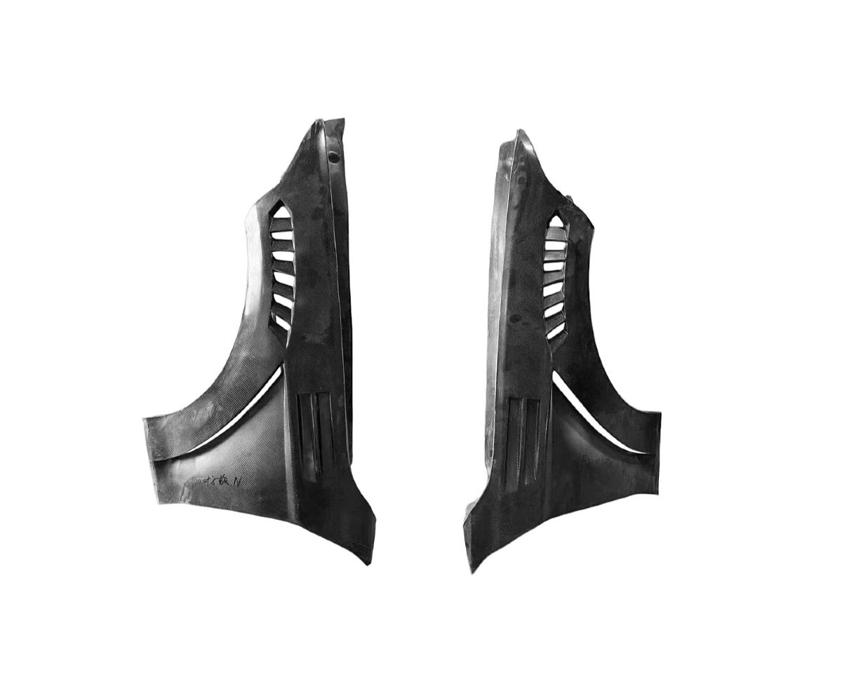 Suitable for BMW 1 Series hatchback modified carbon fiber perforated fenders, BMW 2 Series F22 mud flaps and fenders