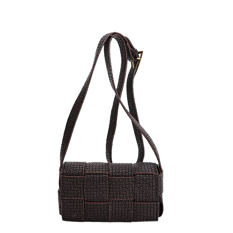 2025 nuevo otoño trenzado empalme de color sólido personalidad simple temperamento fresco estilo de hombro bolso de viaje
