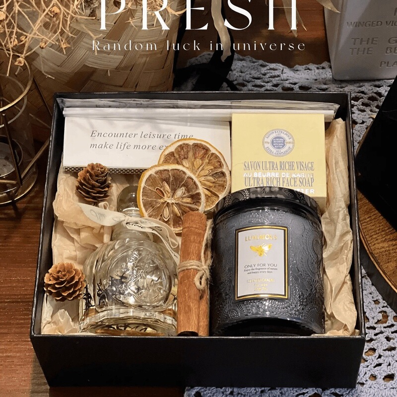 Luxury Embossed Bottle Aromatherapy Gift Set Decoration with Long-Lasting Fragrance, High-End Perfume, Mid-Autumn Festival Gift, Birthday Present Luxury Embossed Bottle Aromatherapy Gift Set Decoration with Long-Lasting Fragrance, High-End Perfume, Mid-Autumn Festival Gift, Birthday Present