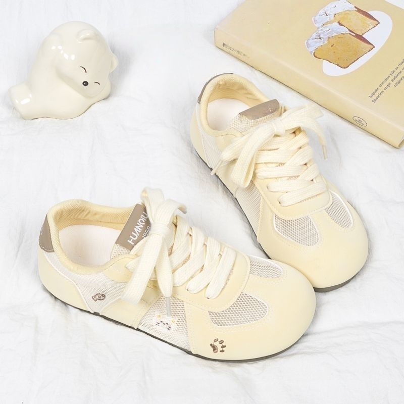 2026 primavera estudiantes de estilo universal chic nicho zapatos delgados de mujer zapatos de entrenamiento amarillos de moda zapatos deportivos de mujer